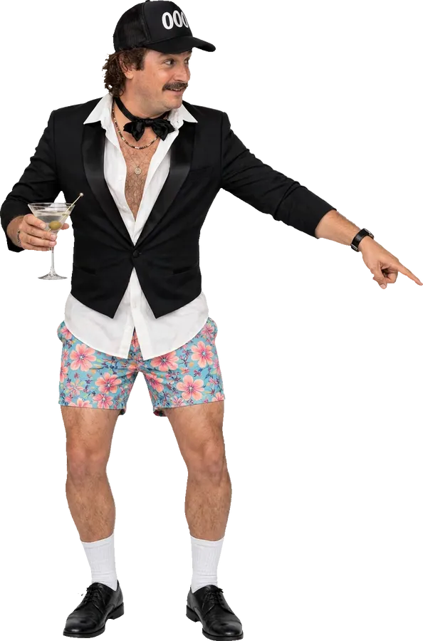 Un invitado de esmoquin señala el botón